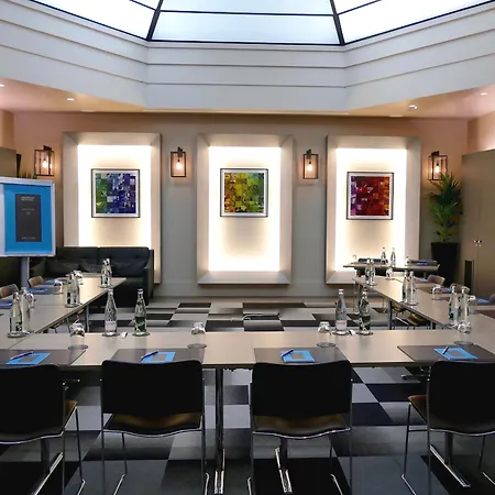 Hotell Sofitel Arc De Triomphe