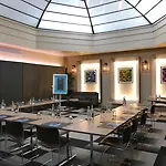 Sofitel Arc De Triomphe Szálloda