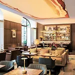 Sofitel Arc De Triomphe 5*