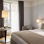 Sofitel Arc De Triomphe Szálloda