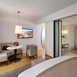 Sofitel Arc De Triomphe 5* Párizs
