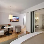 Sofitel Arc De Triomphe Szálloda