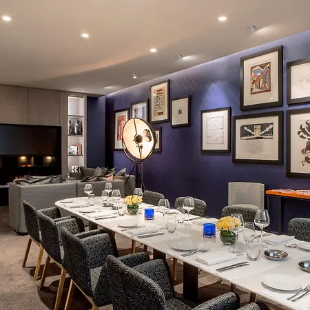 Hotell Sofitel Arc De Triomphe 5*