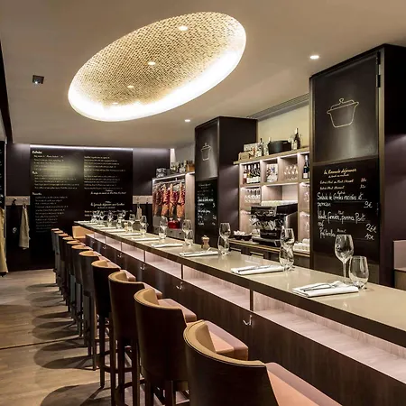 Hotell Sofitel Arc De Triomphe