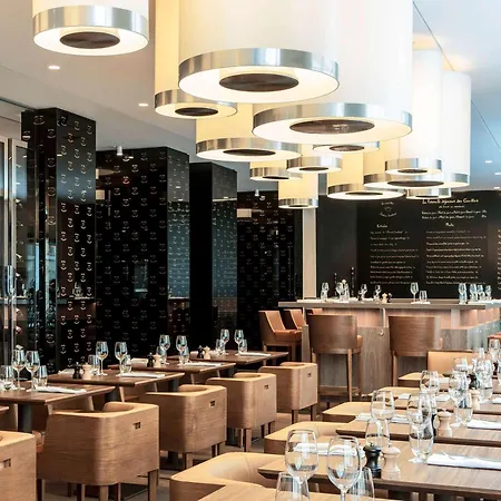 Hotell Sofitel Arc De Triomphe 5*