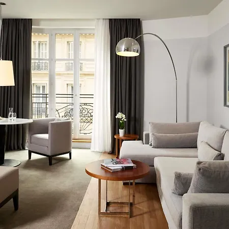 Sofitel Arc De Triomphe 5*