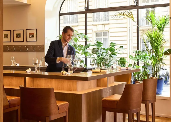 Sofitel Arc De Triomphe מלון 5*