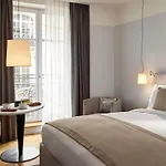 Sofitel Arc De Triomphe 5* Париж