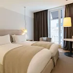 Sofitel Arc De Triomphe 5*