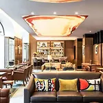 Sofitel Arc De Triomphe