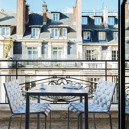 Hotel Sofitel Arc De Triomphe