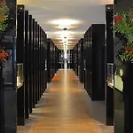 Sofitel Arc De Triomphe 5*