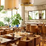 מלון Sofitel Arc De Triomphe