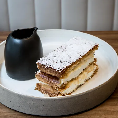 ホテル ソフィテル アルク ドゥ トリオンフ