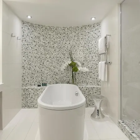 索菲特巴黎凯旋门酒店 5*