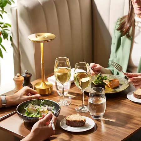 Sofitel Arc De Triomphe 5* Parigi