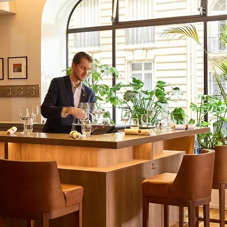Sofitel Arc De Triomphe Hotel 5*