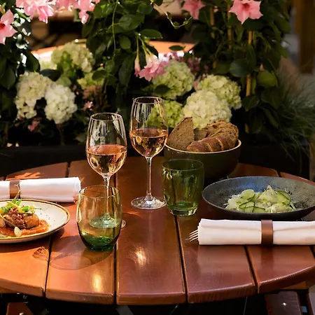 Sofitel Arc De Triomphe